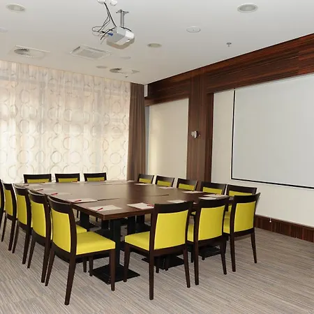 City Hotell