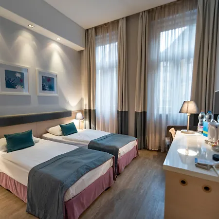 Отель Atrium Fashion 4*