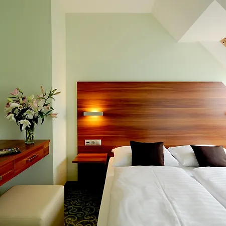 Hotel Achat