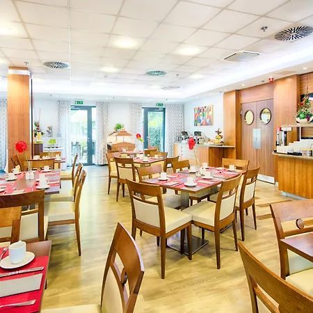 Achat Hotel 4*