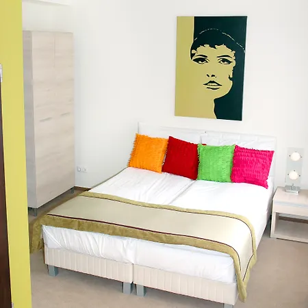 Sweet Apartmanhotel 4*