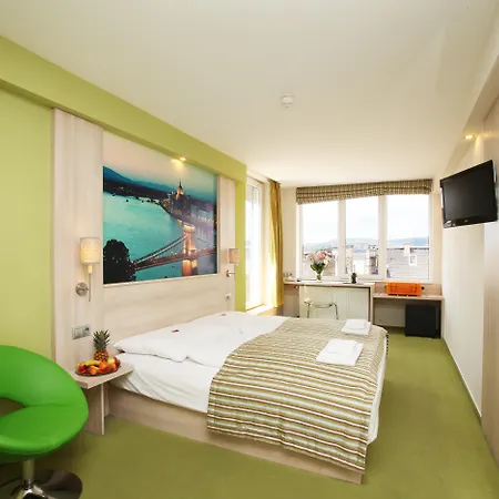 Medos Hotel 3*