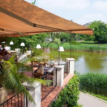 호텔 Downtown Buda Homes Relax
