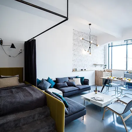 Loft Astoria *