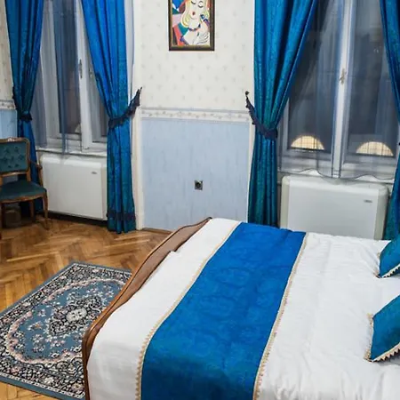מלון Cotton House 4*