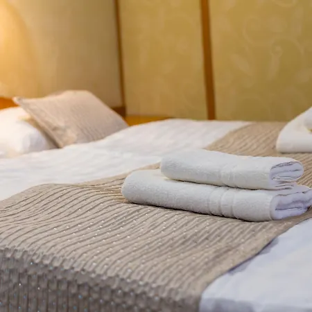 Πλωτό κατάλυμα Grand Jules - Boat 3*