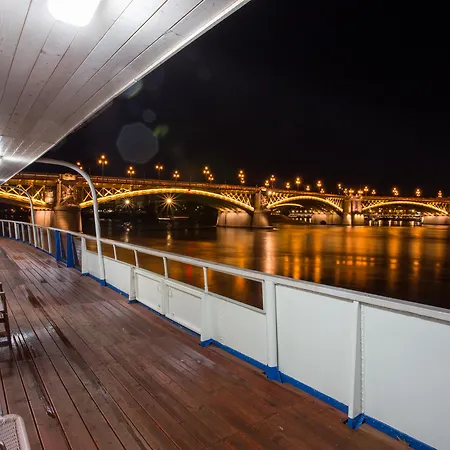 Grand Jules - Boat 3* Budapest