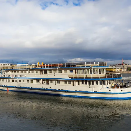 Grand Jules - Boat Botel Budapest