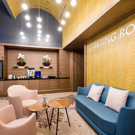 Hotel Moments By Continental Group 4*