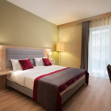 Di Verdi Imperial Hotel