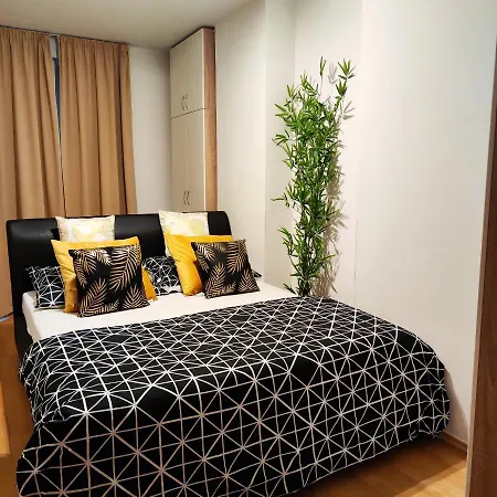 Dolce Zafir Apartman Apartment