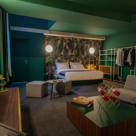 Stories Boutique Hotel 4*