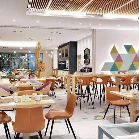 Hilton Garden Centre 4* בודפשט