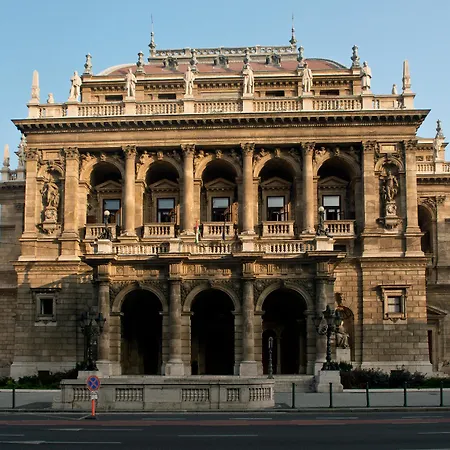 Hotel Pullman