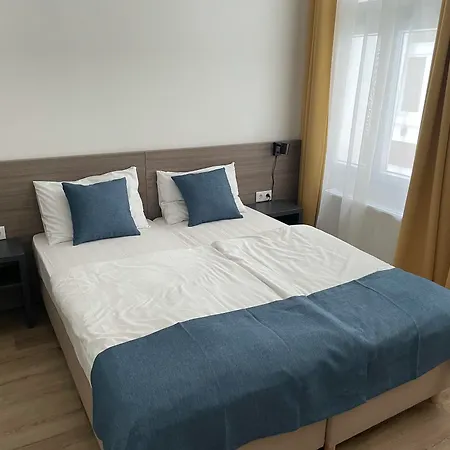 Hotel Res 3*