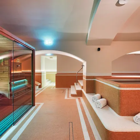 Hotel áurea Ana Palace By Eurostars Company Budapest