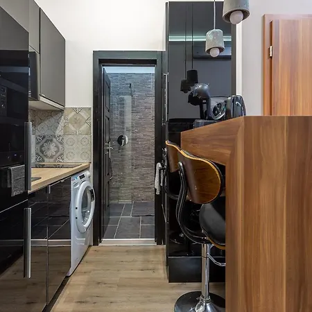Apartament Goldcentral Akacfa