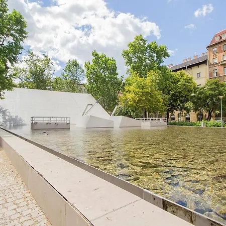 Апартаменты Joseph Boulevard - 3bdr, 2bath, 8ppl *