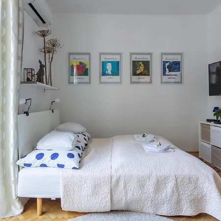 Gorgeous Flat Right Near The Center Budapešť
