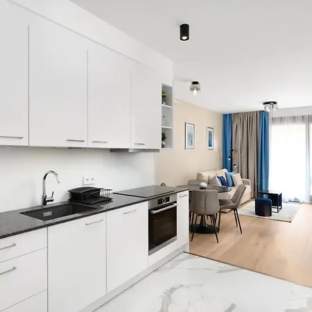 Aparthotel Emerald Downtown Luxury By Continental Group