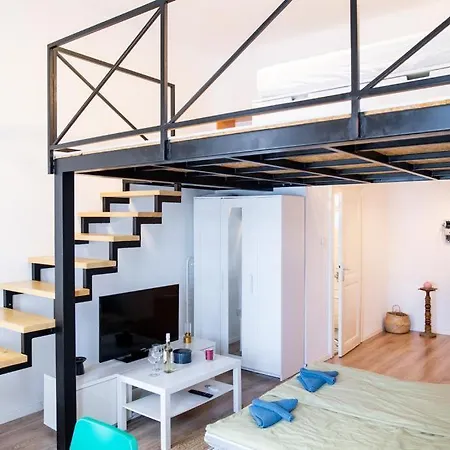 Next To Famous Party House A38 Appartamento Budapest