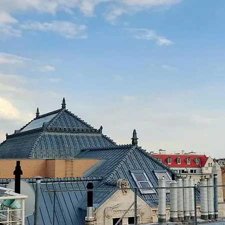 A+ Downtown Апартаменты *