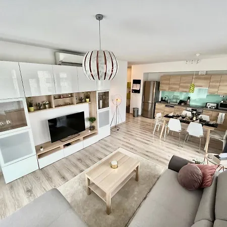 Diamond - 3 Bedroom, Luxurious In The Heart Of The Apartment Budapest