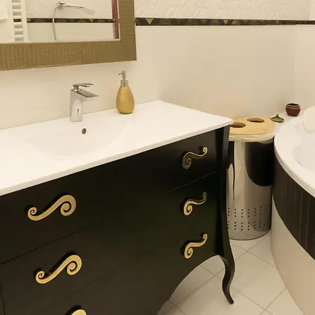 Premium By Hi5 - Lendvay Palace * Budapest