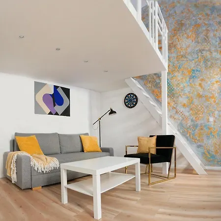 Goldart Design In The Heart Of