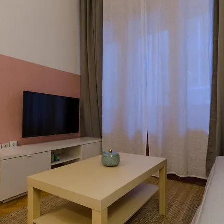 Studio Next To Kiraly Street Kd11