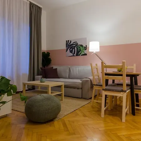 Studio Next To Kiraly Street Kd11 Apartment *