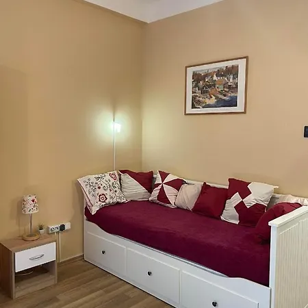 Apartment In The Heart Budapest
