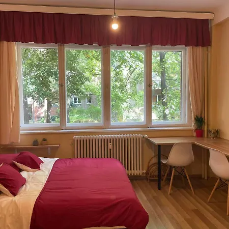Apartment In The Heart *