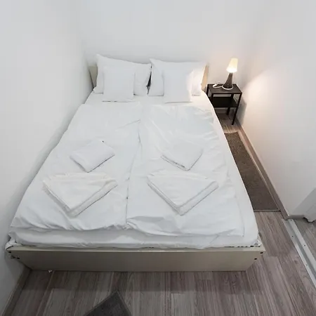 King Seventeen Homes Daire Budapeşte