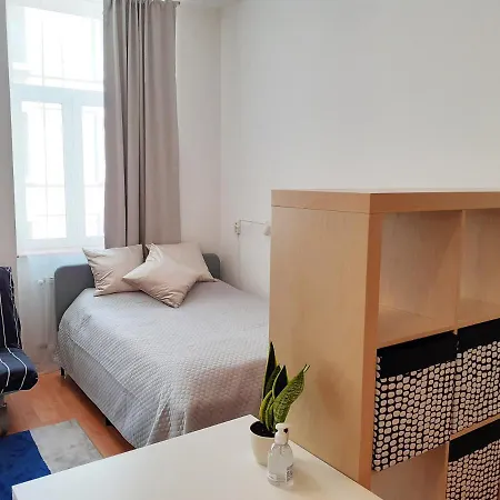 Cosy Center Of *