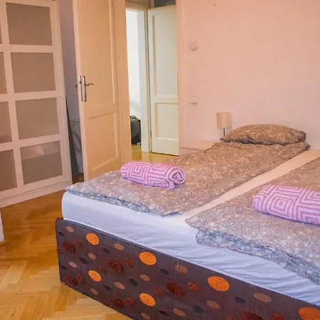 Kazinczy Boutique Apartman *