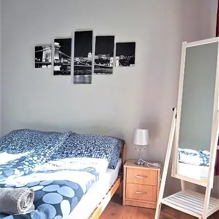 Aparthotel Aurora