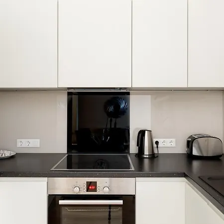 Apartment Lovely 2-bedroom At The Vaci Street *