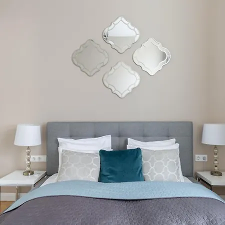 Διαμέρισμα Lovely 2-bedroom At The Vaci Street