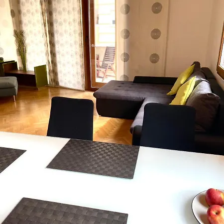 Heart By Gozsdu Apartment *