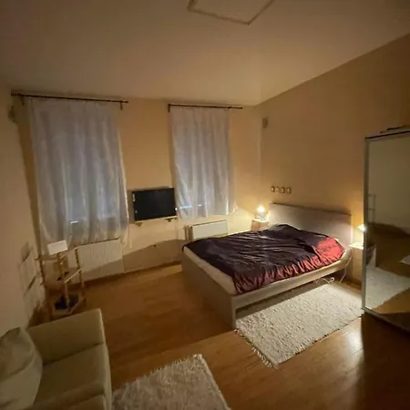 Clark Apartman ** Apartament