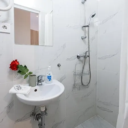 King Seventeen Homes Apartment Budapest