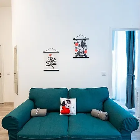 King Seventeen Homes Apartment Budapest