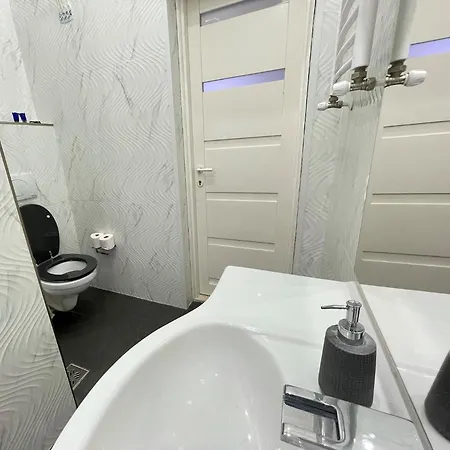 Апартаменты Deluxe Sapphire Residency - 4 Bedrooms *