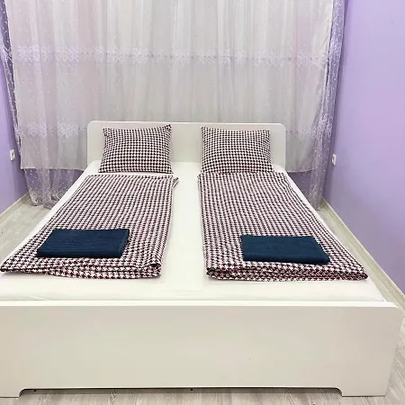 Deluxe Sapphire Residency - 4 Bedrooms Будапешт