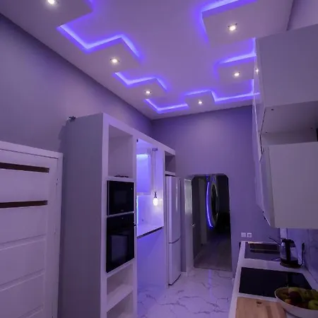 Апартаменты Deluxe Sapphire Residency - 4 Bedrooms *