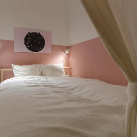 Studio Next To Kiraly Street Kd11 Apartment Budapest