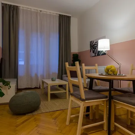 Studio Next To Kiraly Street Kd11 Apartment Budapest