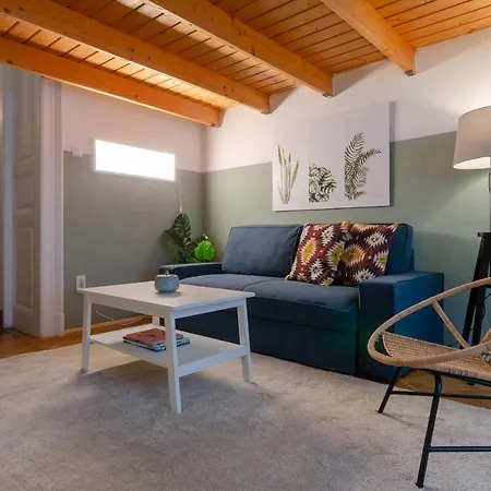 Apartment Cosy In District.