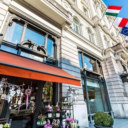 Hi-bp Elizabeth In The Heart Of Апартаменты Будапешт